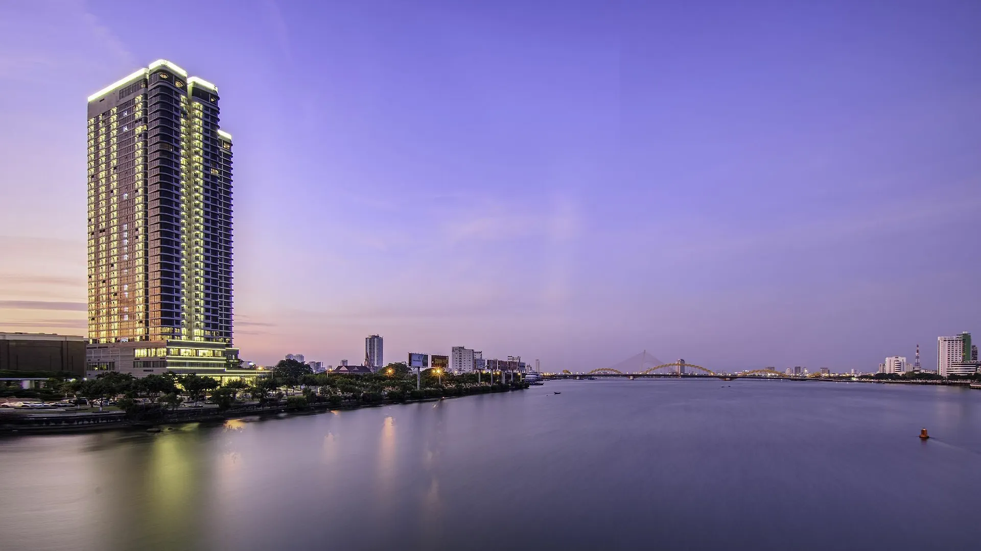 Melia Vinpearl Danang Riverfront Hotel